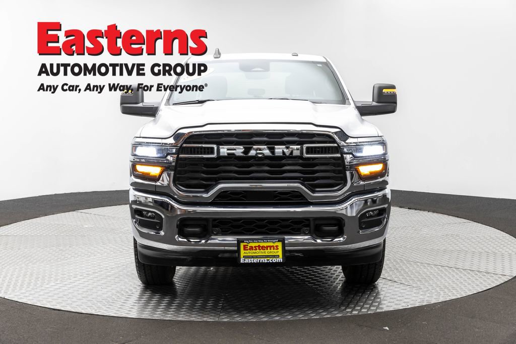 Used 2025 RAM 3500 Lone Star AWD/4WD image 2