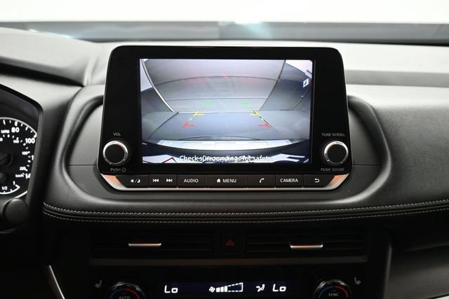 Used 2024 Nissan Rogue SV w/ SV Premium Package FWD image 18