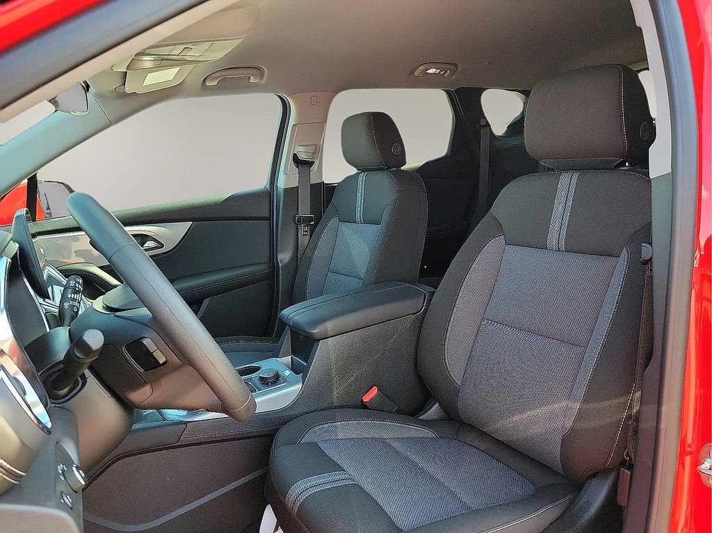 New 2025 Chevrolet Blazer LT w/ LPO, Black Sport Package image 11