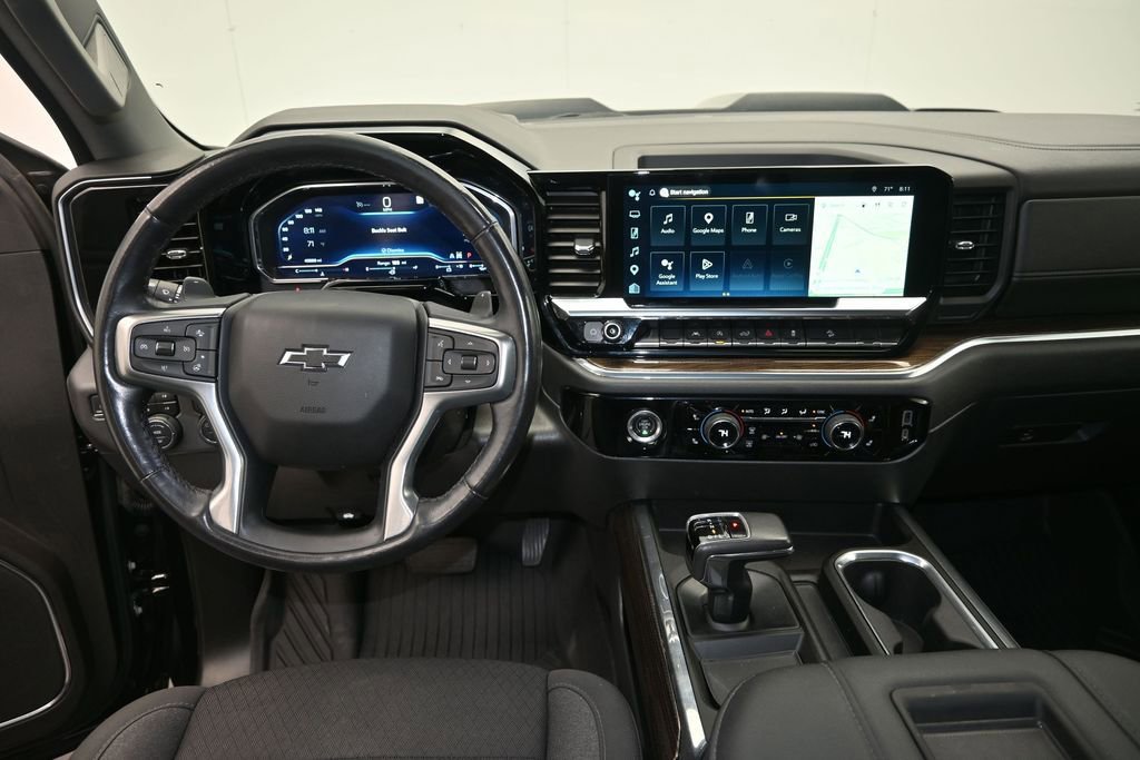 Used 2022 Chevrolet Silverado 1500 LT Trail Boss AWD/4WD image 14