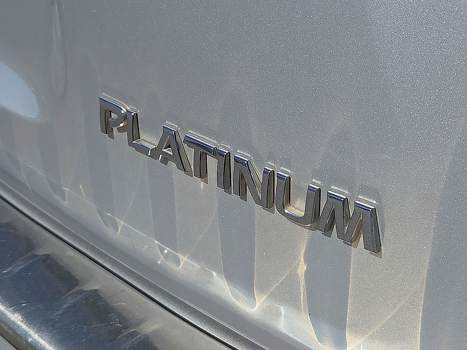 Used 2013 Nissan Pathfinder Platinum w/ Platinum Premium Pkg image 8