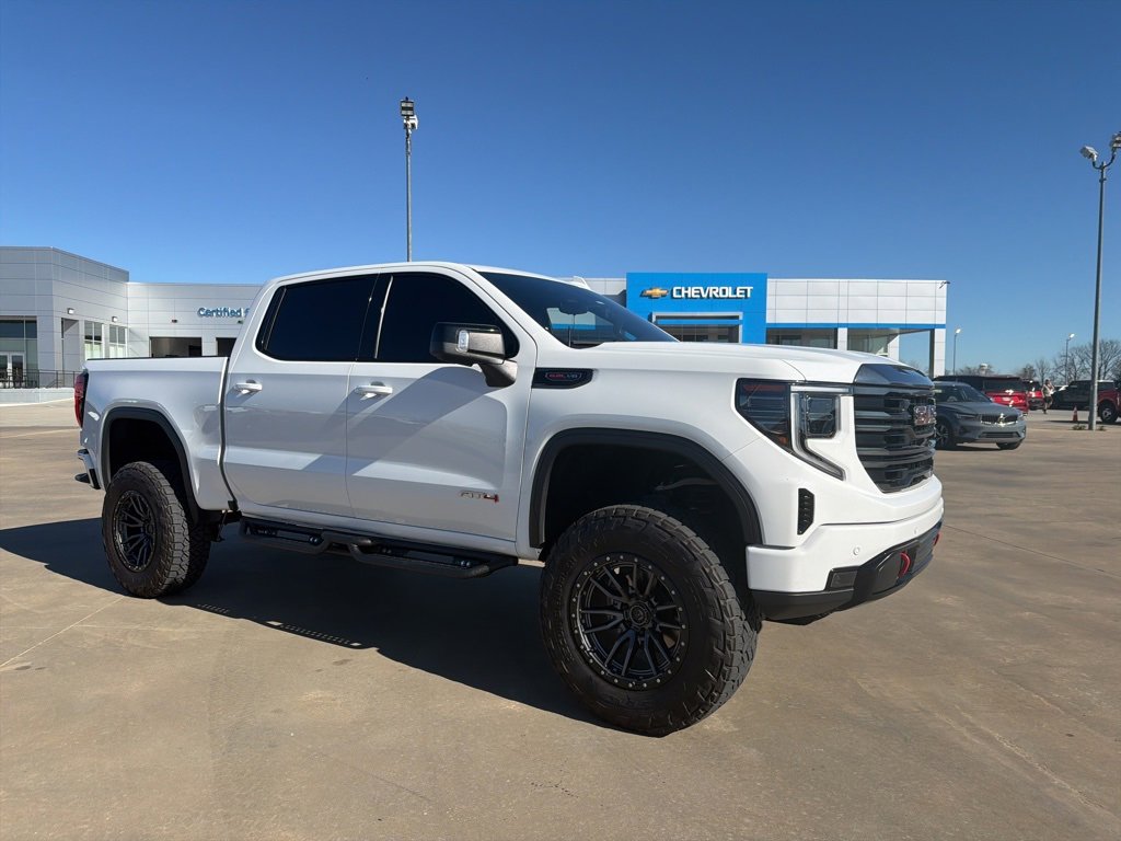 Used 2023 GMC Sierra 1500 AT4 w/ Technology Package image 2