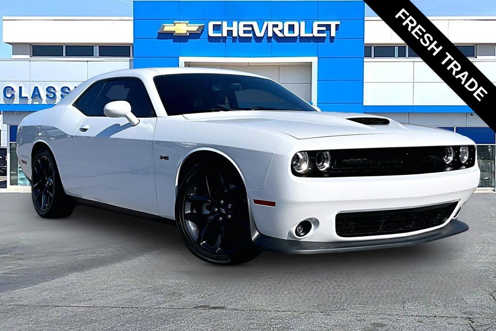 Used 2023 Dodge Challenger R/T w/ Plus Package RWD image 1