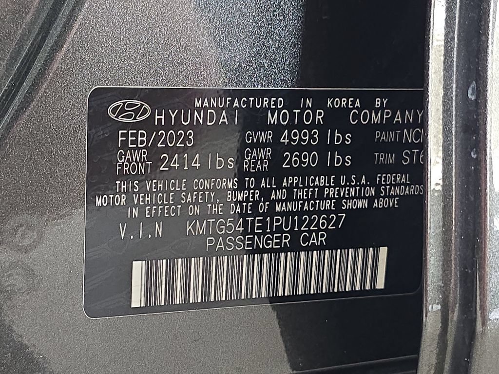 Used 2023 Genesis G70 3.3T w/ Sport Prestige Package AWD/4WD image 34