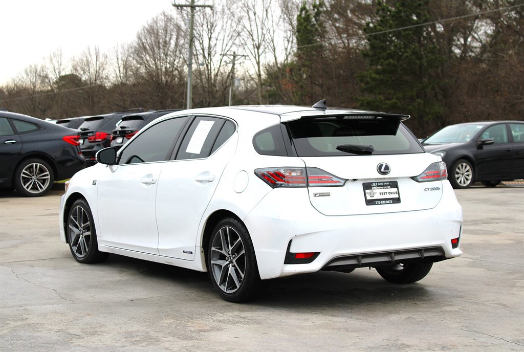 Used 2015 Lexus CT 200h w/ F Sport w/Nuluxe Interior image 5