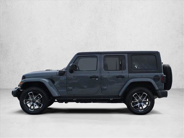 Used 2024 Jeep Wrangler Unlimited w/ Convenience Group AWD/4WD image 3
