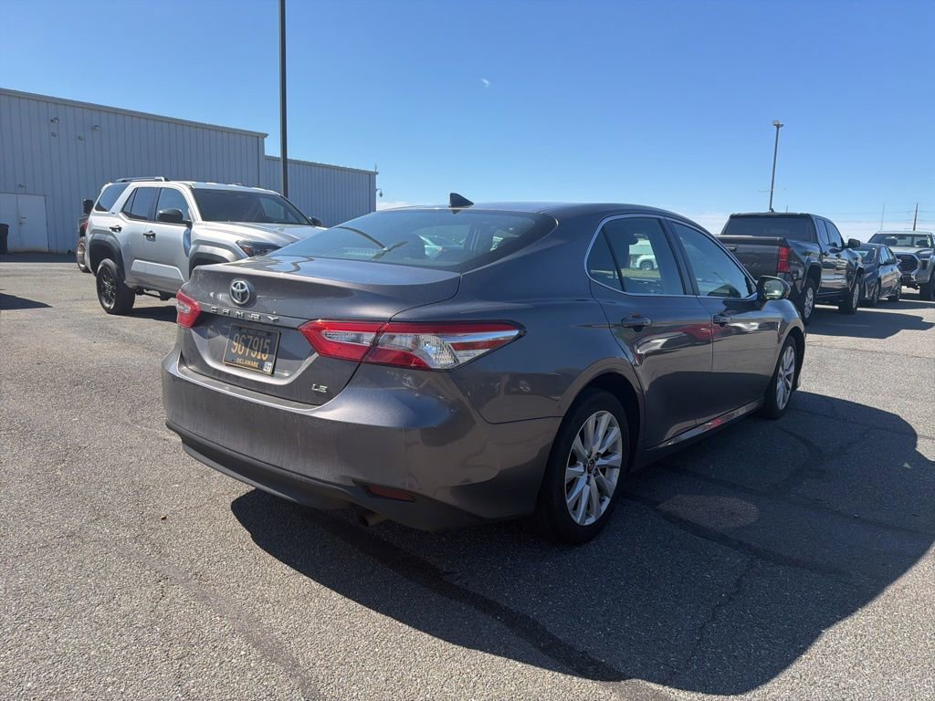 Used 2019 Toyota Camry LE FWD image 5