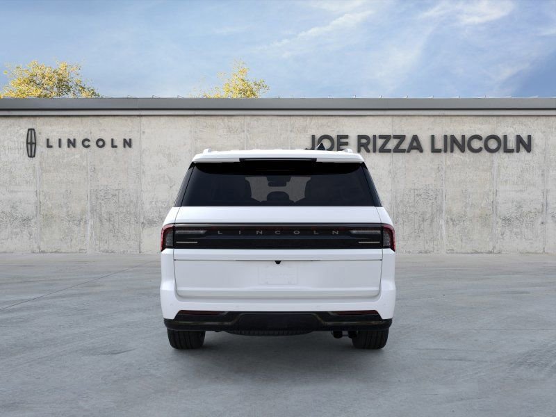 New 2025 Lincoln Navigator Reserve image 5