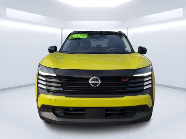 Used 2025 Nissan Kicks SR FWD image 8