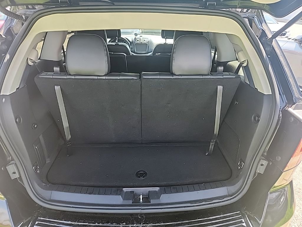 Used 2016 Dodge Journey Crossroad w/ Rear Seat Video Group I image 8