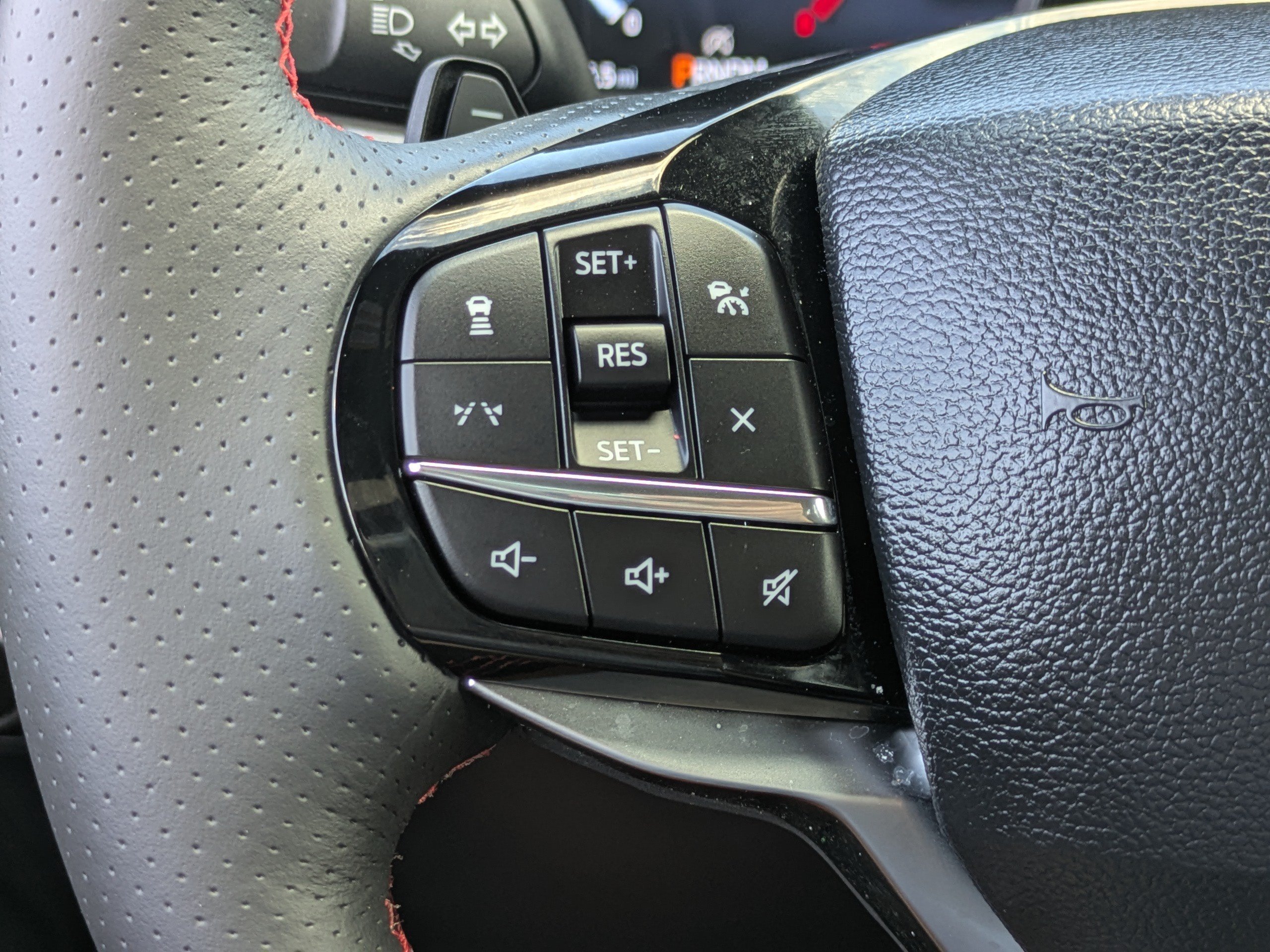 Used 2026 Ford Explorer ST w/ Sun And Sound Package AWD/4WD image 22