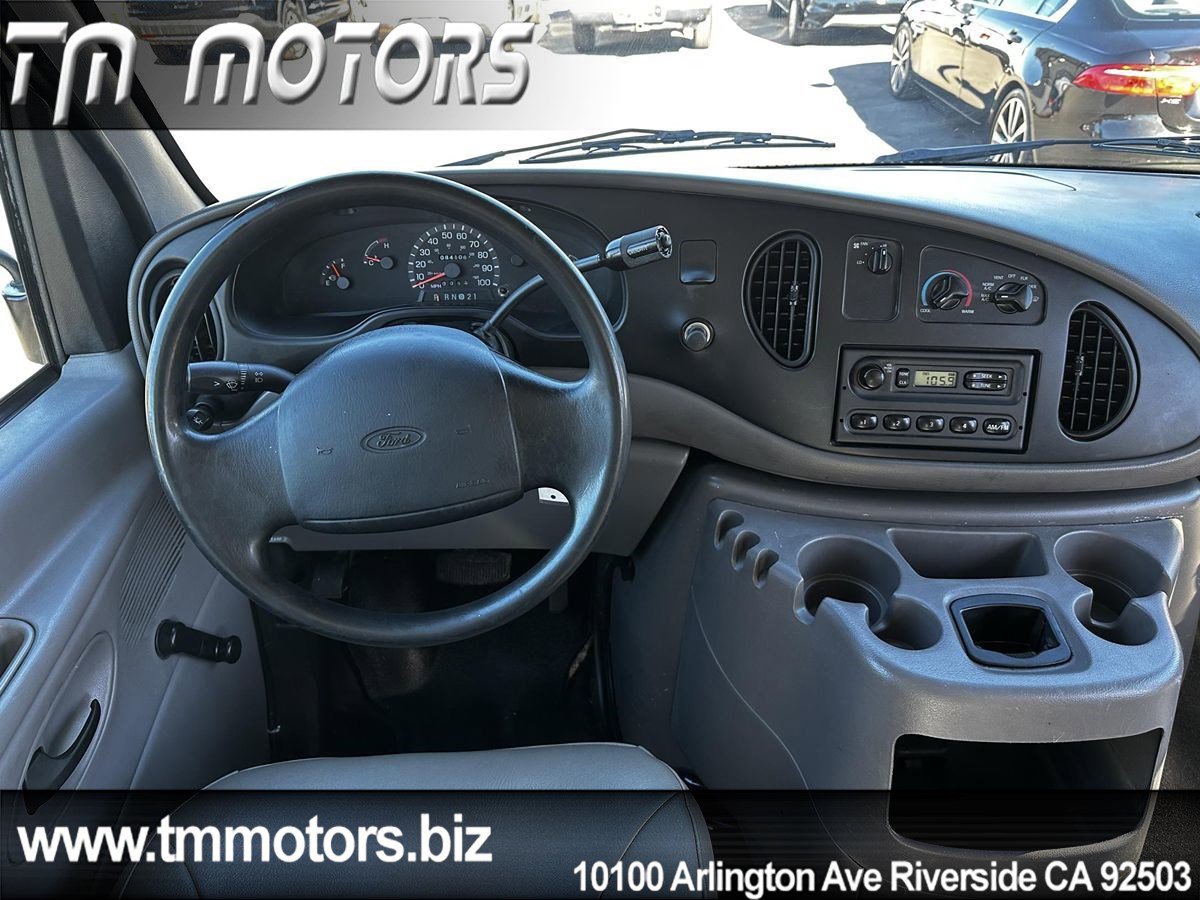 Used 2000 Ford E-350 and Econoline 350 Super Duty image 13