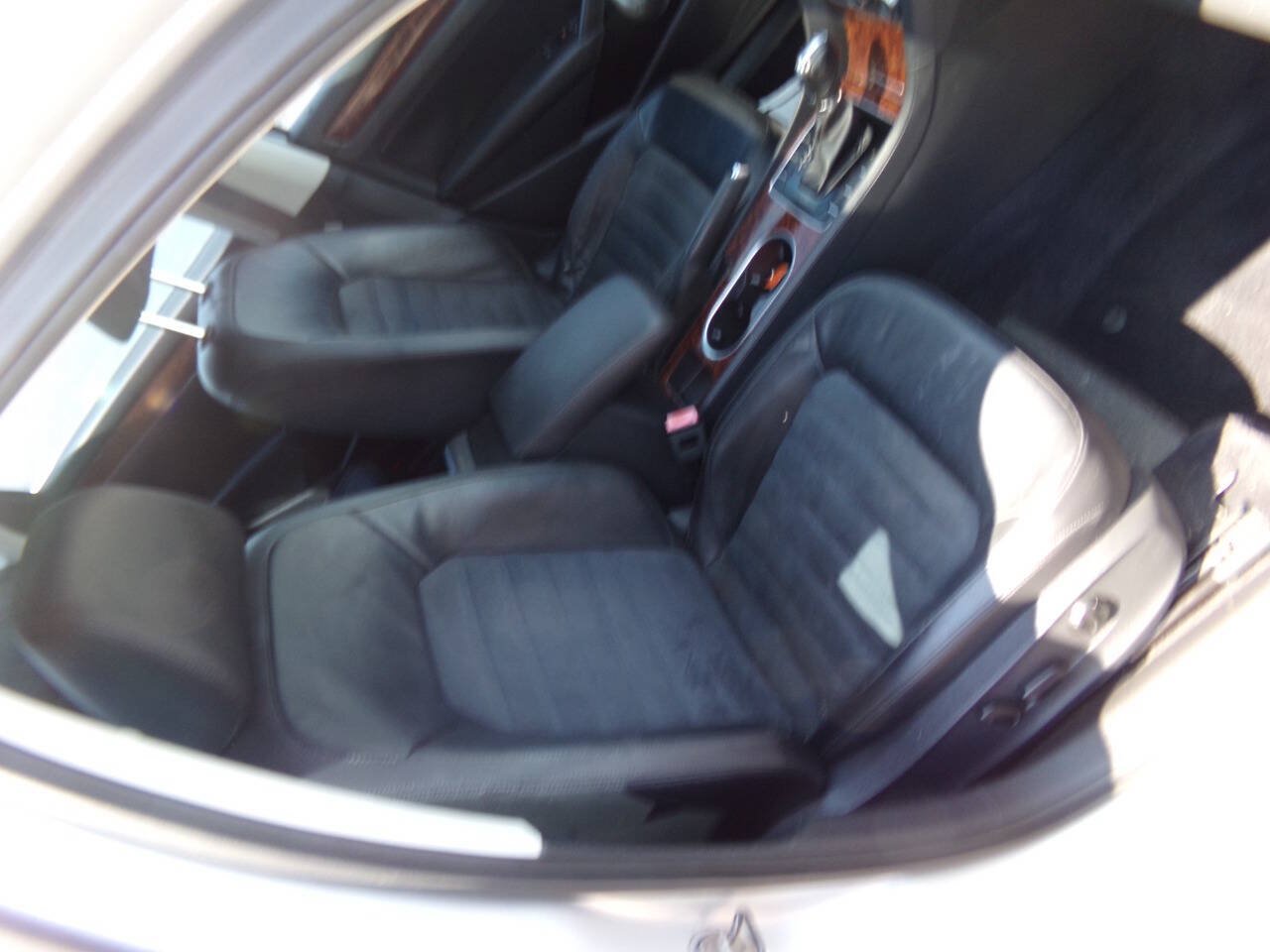 Used 2013 Volkswagen Passat TDI SEL Premium FWD image 28