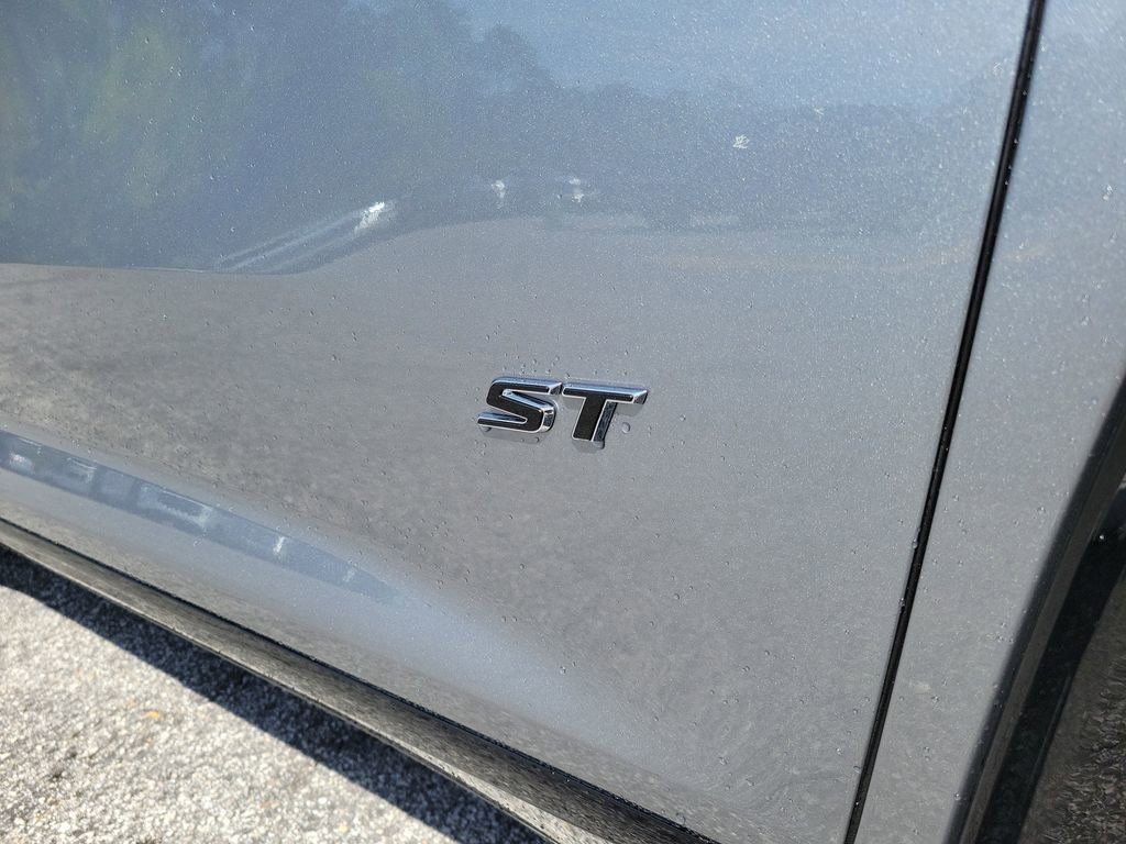 New 2026 Buick Enclave Sport Touring w/ Super Cruise Package image 7