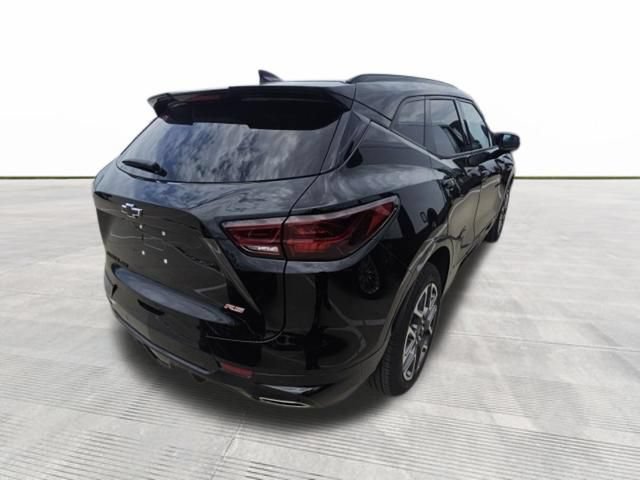Used 2025 Chevrolet Blazer RS w/ Enhanced Convenience Package AWD/4WD image 4