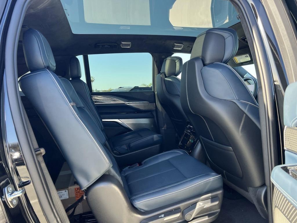 New 2025 Cadillac Escalade IQ Sport 2 image 34