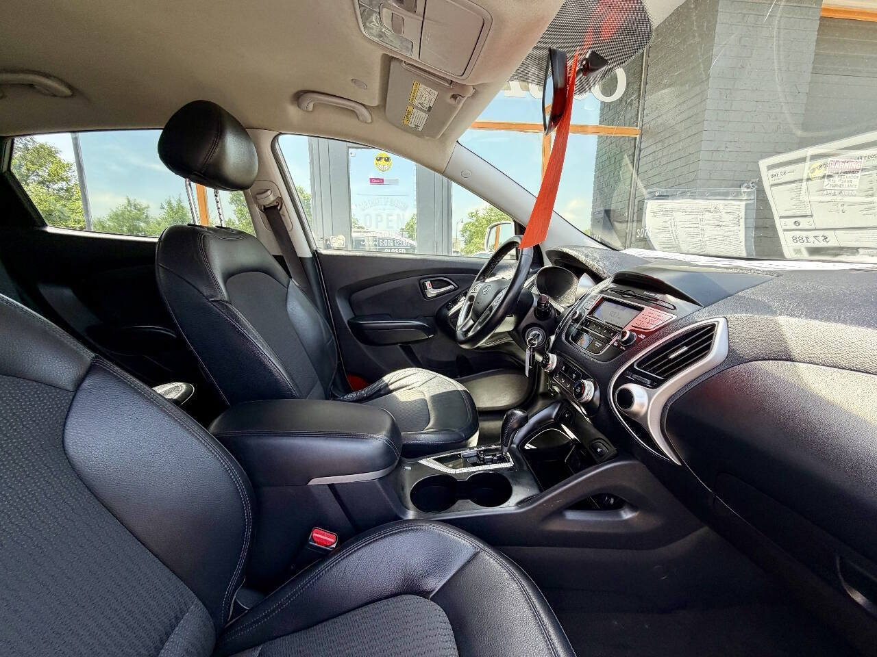 Used 2011 Hyundai Tucson GLS AWD/4WD image 30
