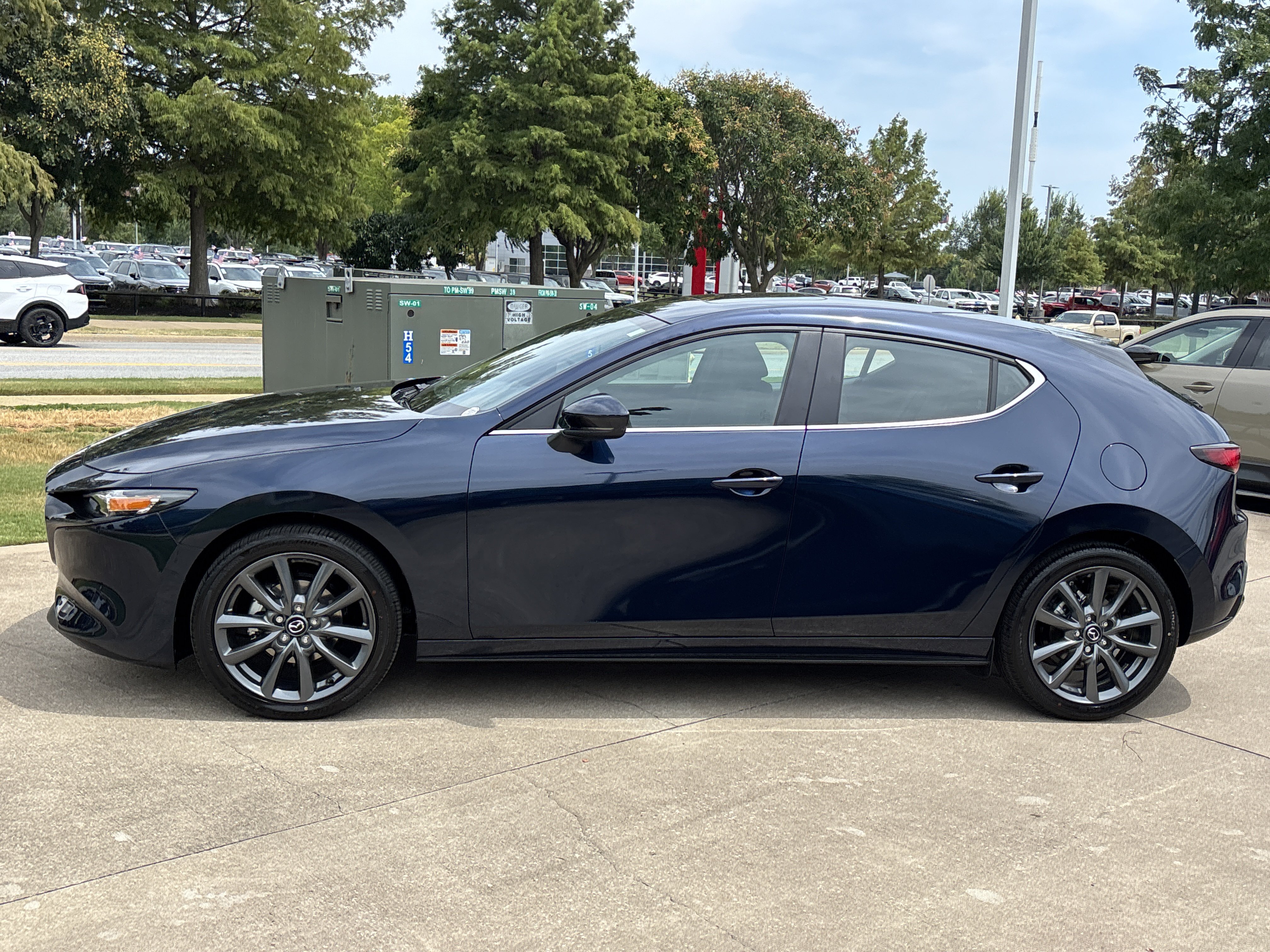 New 2026 MAZDA MAZDA3 s FWD image 9