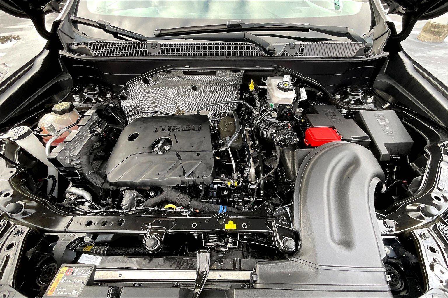 Used 2022 Buick Encore GX Essence w/ Advanced Technology Package image 10