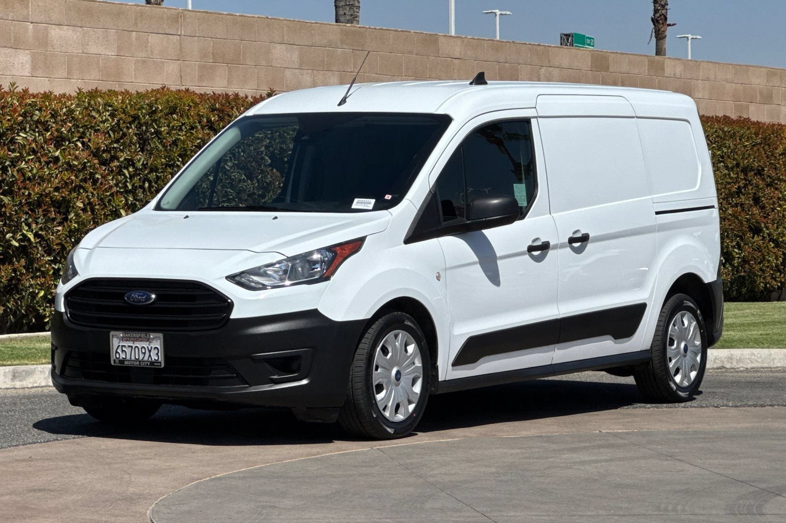 Used 2023 Ford Transit Connect XL FWD image 8
