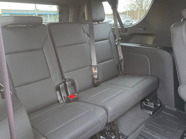 Certified 2026 Chevrolet Suburban High Country image 24