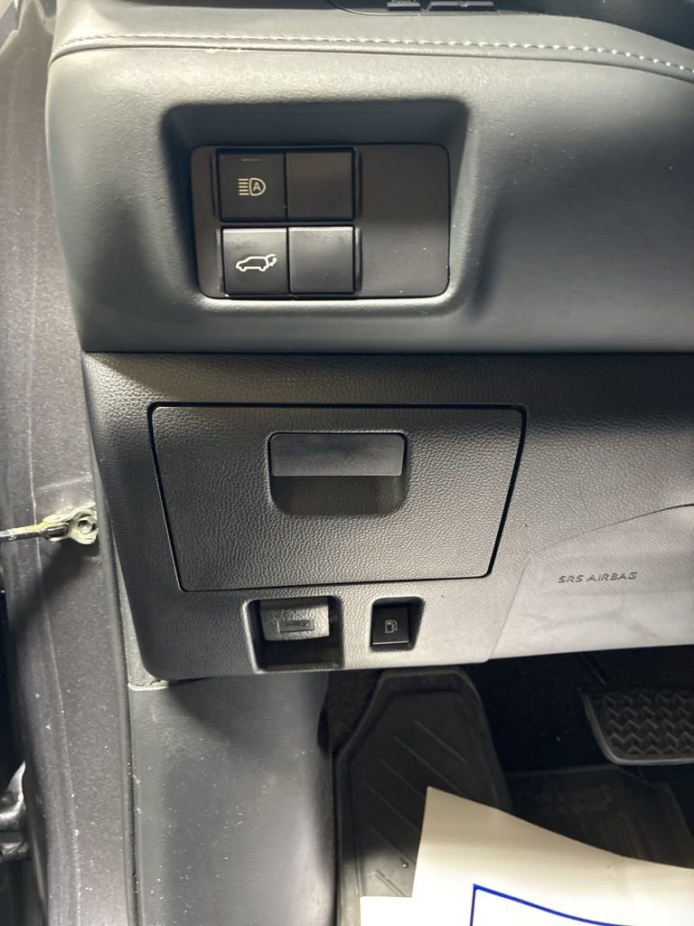 Used 2022 Toyota Highlander XSE AWD/4WD image 14