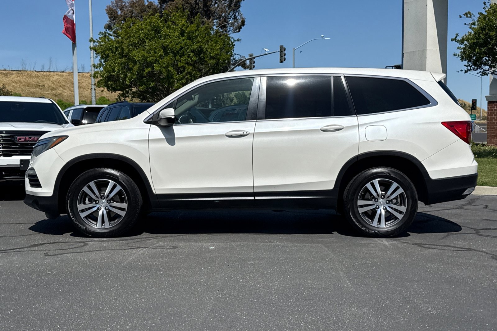 Used 2018 Honda Pilot EX-L image 8