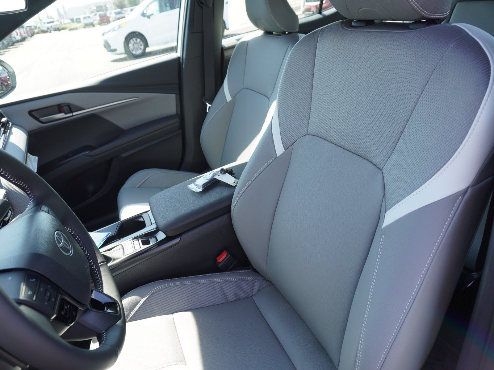 New 2026 Toyota Camry SE AWD/4WD image 21