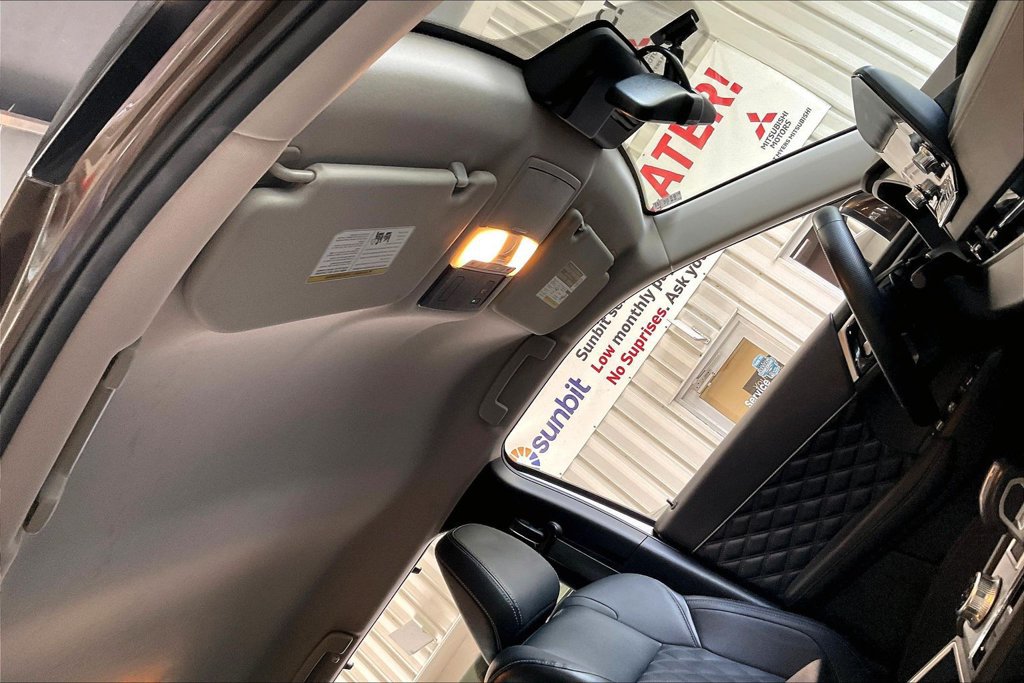 Used 2024 Mitsubishi Outlander SEL FWD image 13