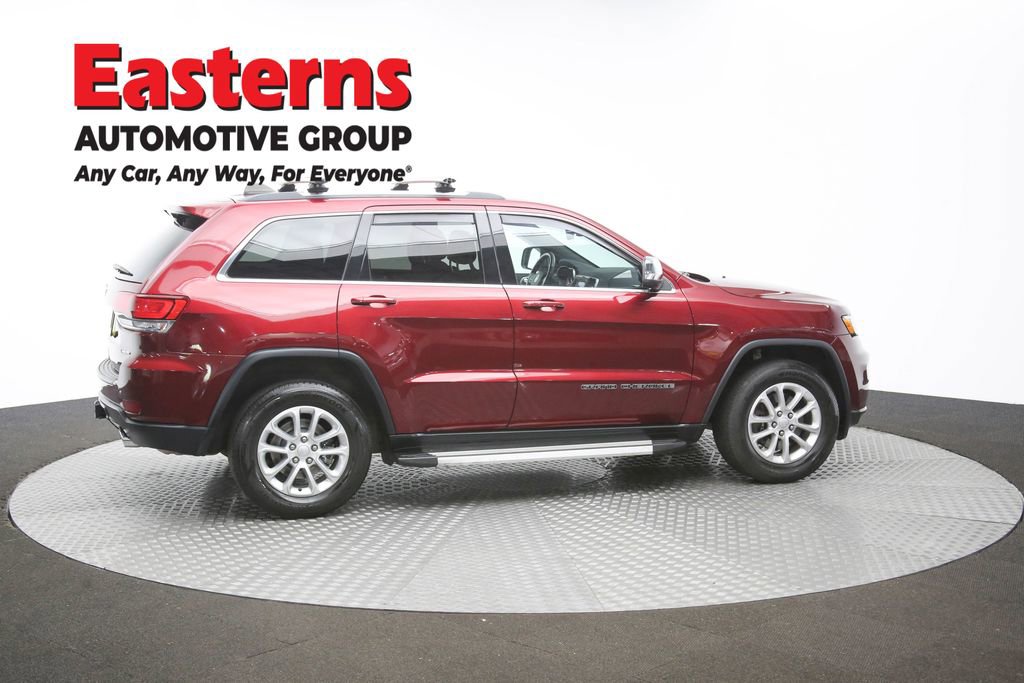 Used 2021 Jeep Grand Cherokee Laredo w/ Security & Convenience Group image 43
