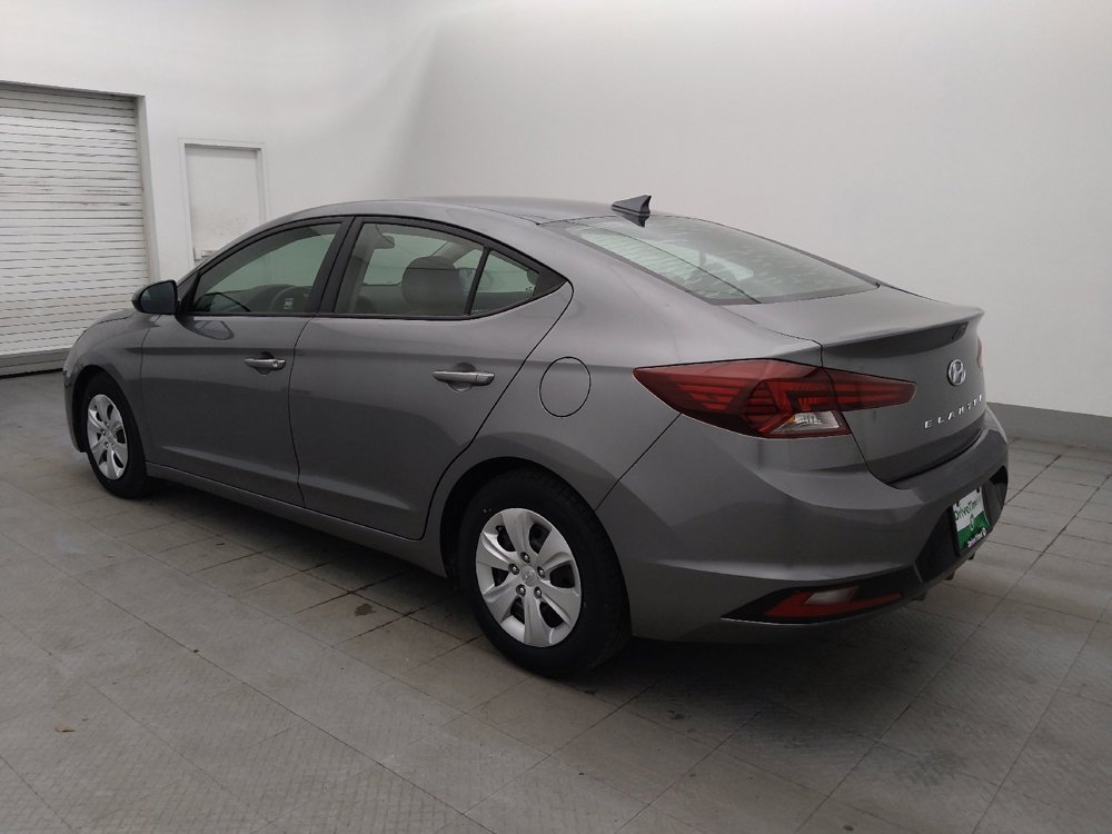 Used 2019 Hyundai Elantra SEL image 3