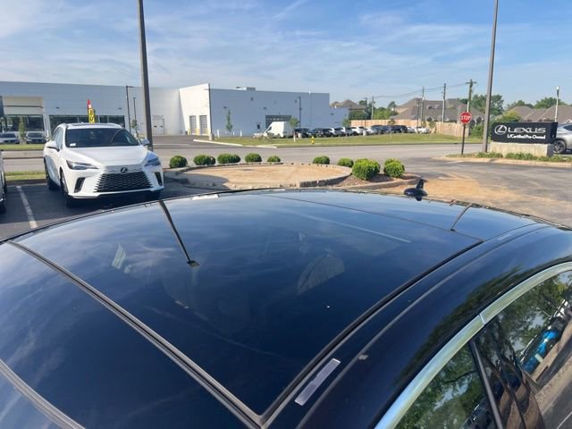 Used 2017 Mercedes-Benz S 550 4MATIC Sedan image 10