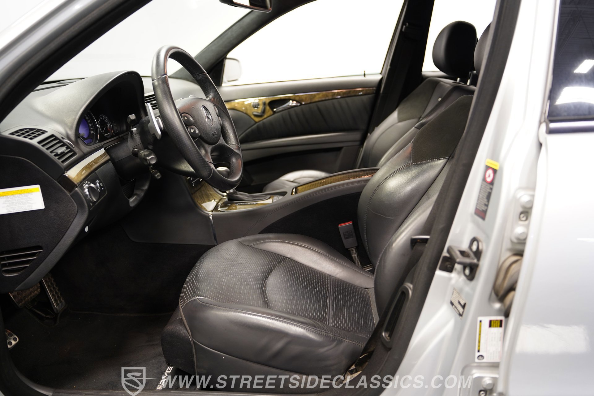 Used 2007 Mercedes-Benz E 63 AMG Sedan image 38