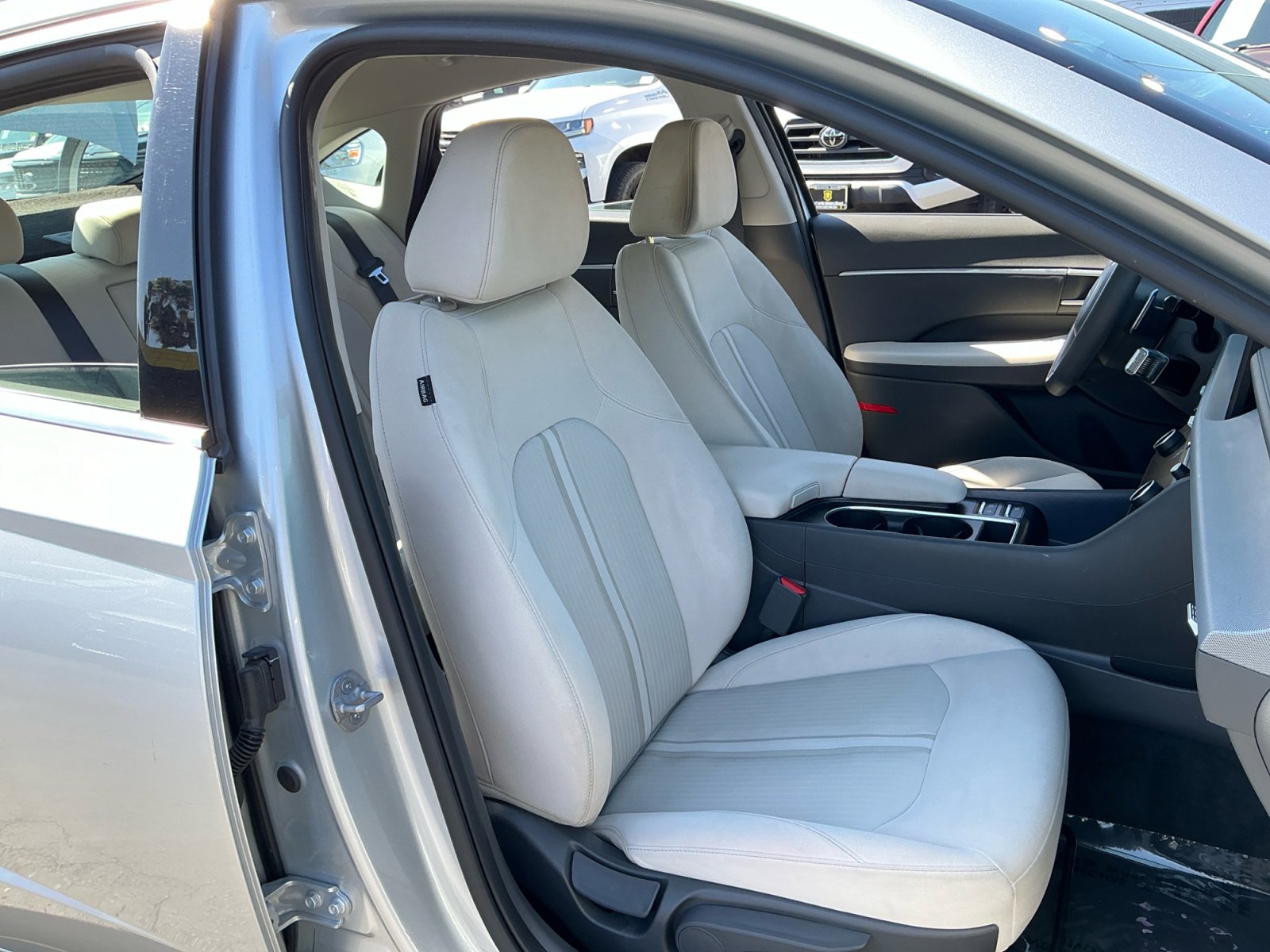 Used 2025 Hyundai Sonata SEL FWD image 21
