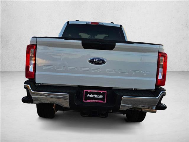 New 2025 Ford F250 XLT w/ FX4 Off-Road Package image 9