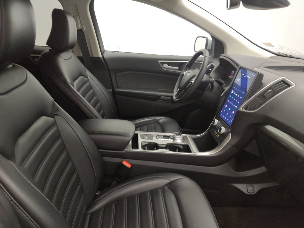 Used 2024 Ford Edge SEL image 21