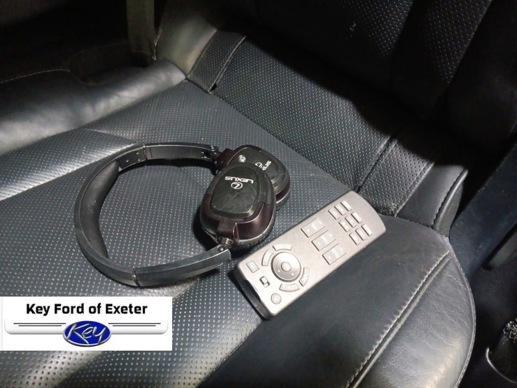 Used 2020 Lexus LX 570 4WD w/ Luxury Package image 28