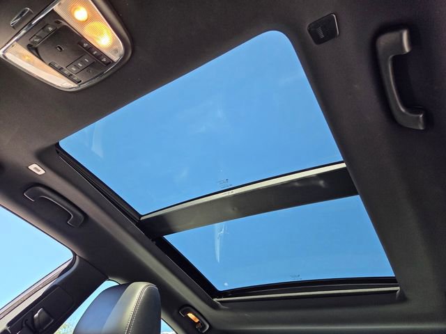 Certified 2023 Chrysler 300 S image 19