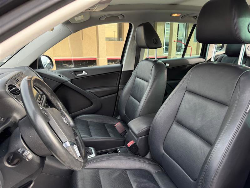 Used 2017 Volkswagen Tiguan Sport image 10