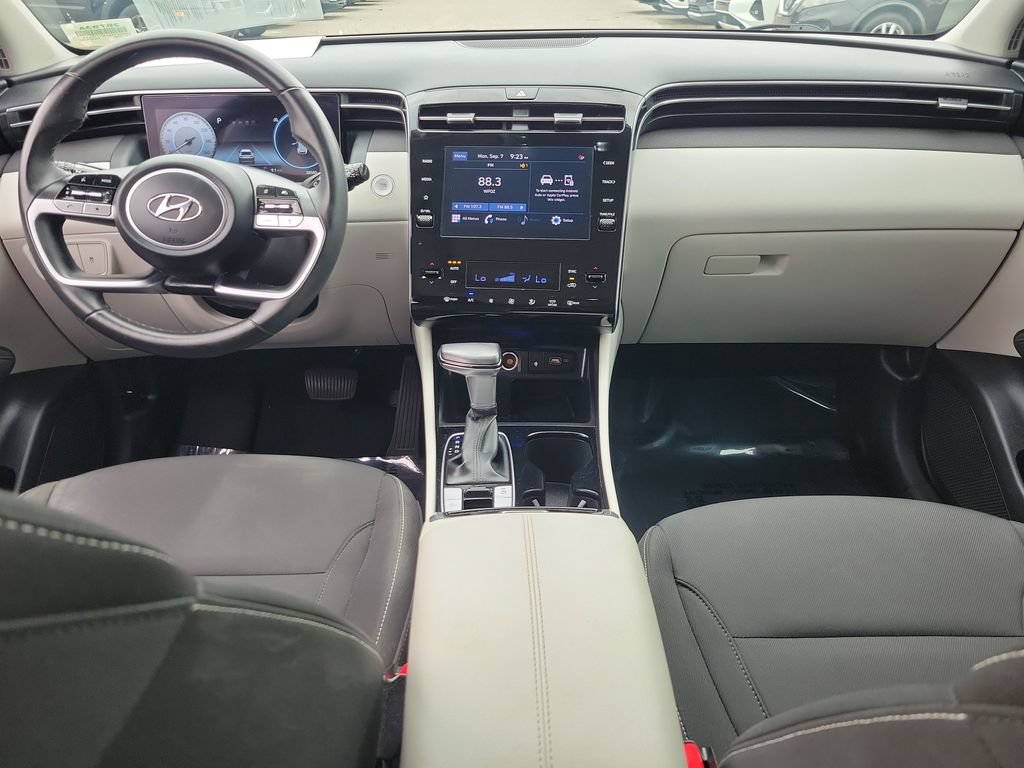 Used 2022 Hyundai Tucson SEL w/ Convenience Package FWD image 11