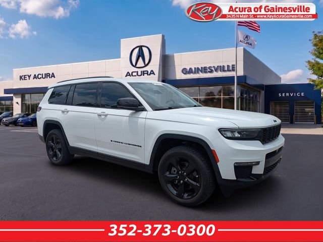 Used 2022 Jeep Grand Cherokee L Limited w/ Black Appearance Package RWD image 1