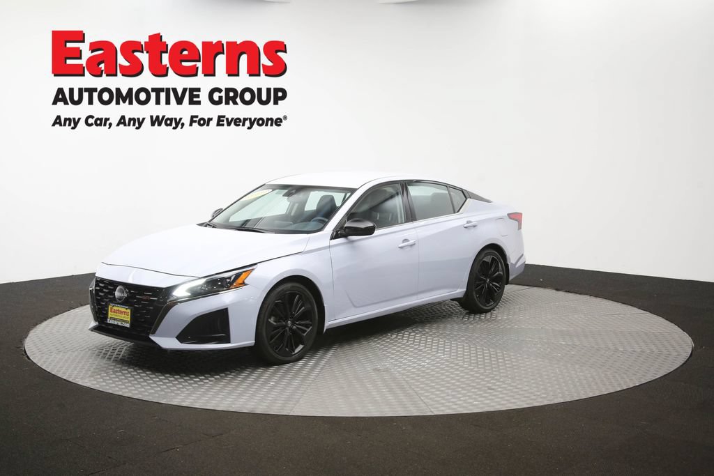 Used 2023 Nissan Altima 2.5 SR FWD image 59