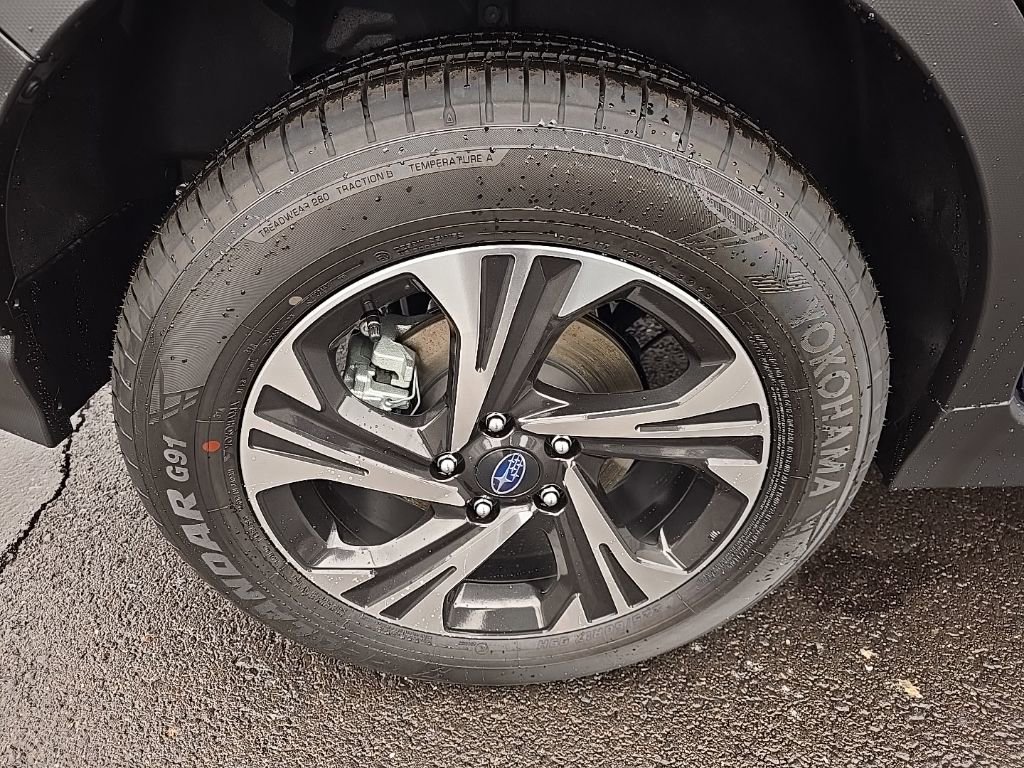 New 2025 Subaru Crosstrek 2.5i Premium image 9