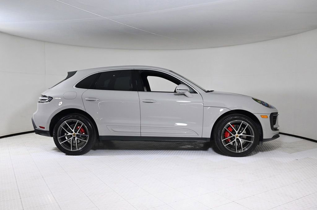 Certified 2026 Porsche Macan S image 8