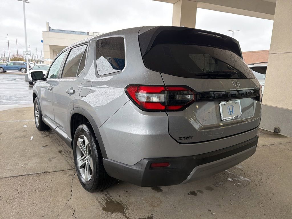 Certified 2023 Honda Pilot EX-L image 3