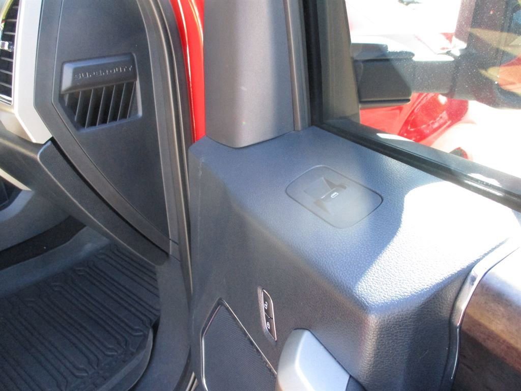 Used 2022 Ford F250 Lariat w/ Lariat Ultimate Package image 23