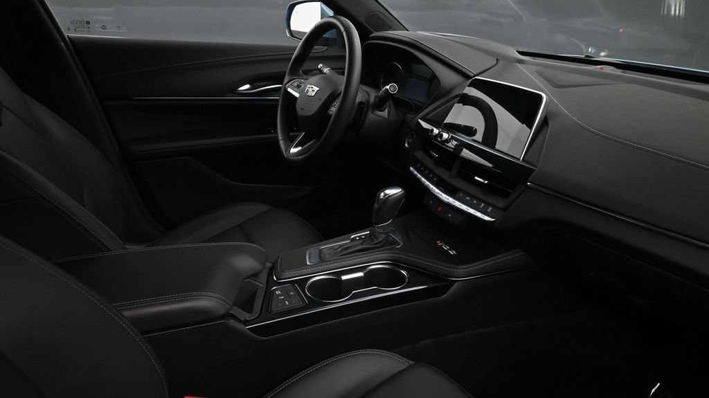 Certified 2023 Cadillac CT4 Luxury RWD image 11