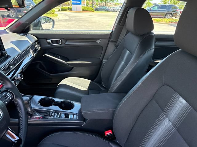 Used 2025 Honda Civic Sport image 13