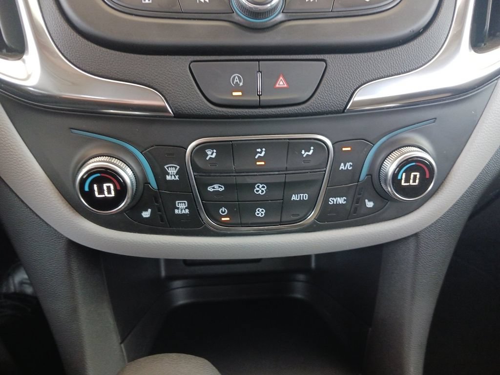 Used 2024 Chevrolet Equinox LT AWD/4WD image 23