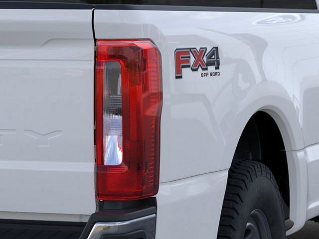 New 2026 Ford F350 XL w/ FX4 Off-Road Package AWD/4WD image 21